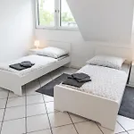 Staufenberg * Korschenbroich